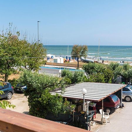 Se005 - Senigallia, Trilocale Sul Mare Con Spiaggia Apartment Bagian luar foto